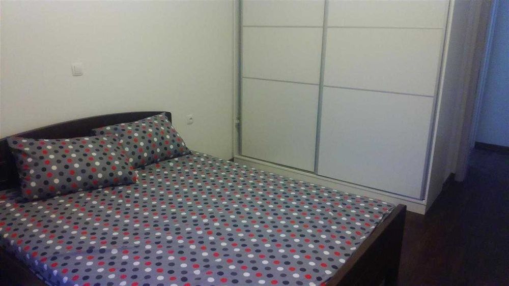 Дава се под наем Двустаен апартамент в Бургас, Братя Миладинови - 53 кв.м за 204 € - Снимка #1