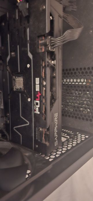 Gaming computer ryzen 5 3600x sus rx 5500xt