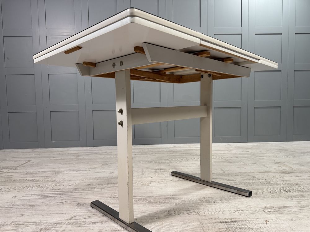 Трапезна маса, разтегателна- Formica от 70-те Г455