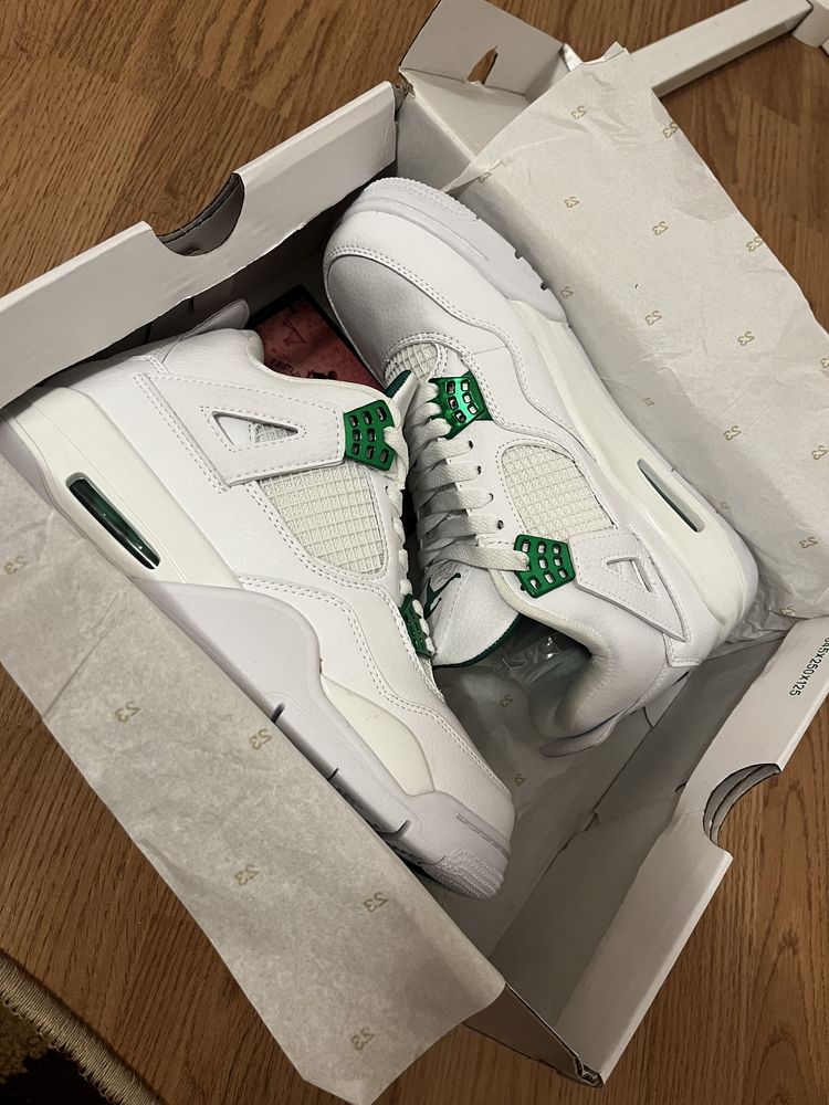 Jordan 4 Metalic Green 43