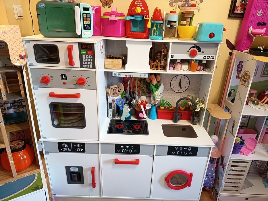 Bucătărie Lidl lemn cu toate accesoriile necesare