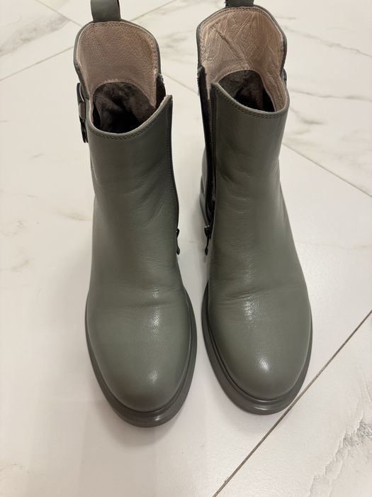 Ghete din piele naturala Kaki