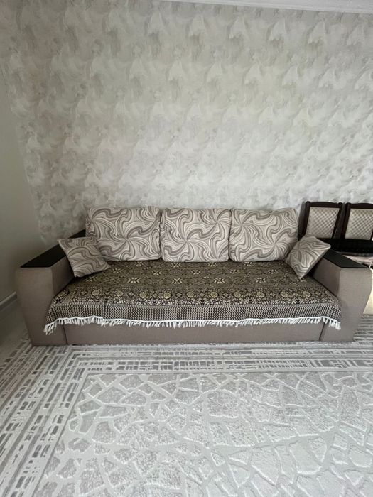 Срочно продам мягкий диван