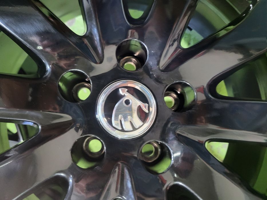 17 5x112 Skoda лети джанти 5х112 шкода