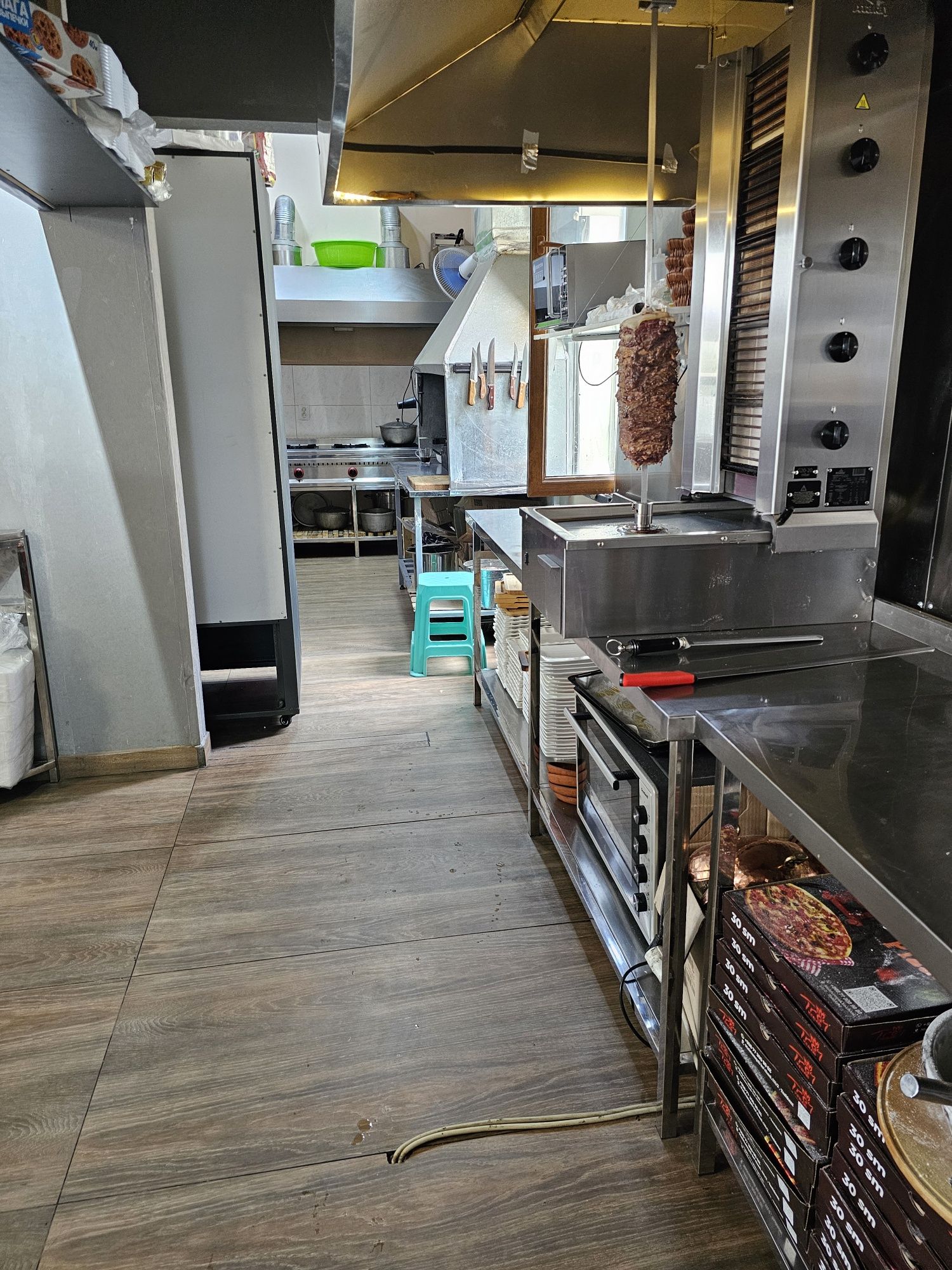 Mini Restorant, kafe (tayyor biznes sotiladi)