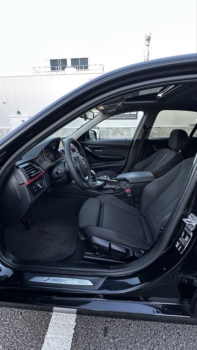 BMW seria 3 2.0d  // sport line //2015 E6 // trapa