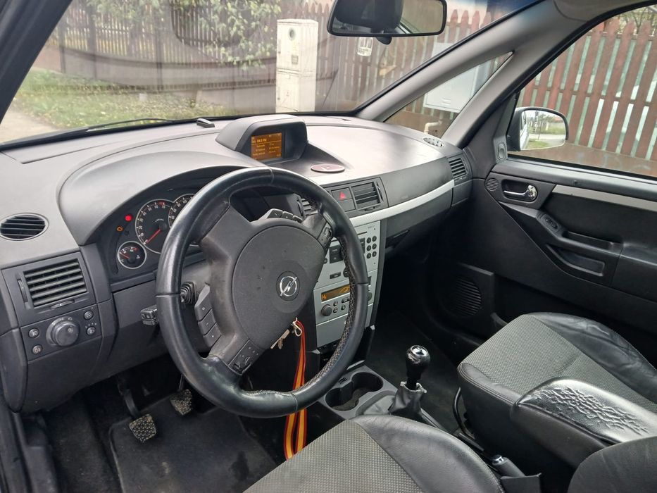 Opel Meriva 1.4 benzina