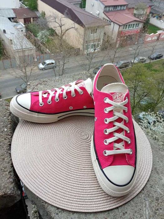 Converse All Star, marimea 39, UK 6 (24.5 cm) made in Vietnam.