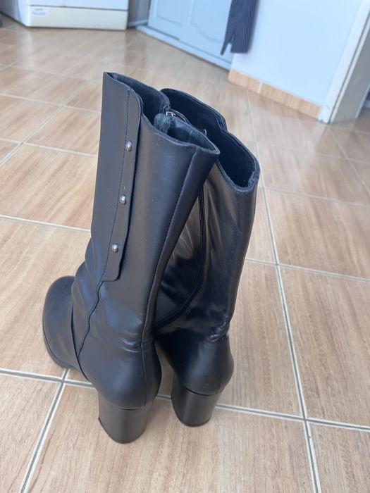 Дамски ботуши с ток от естествена кожа