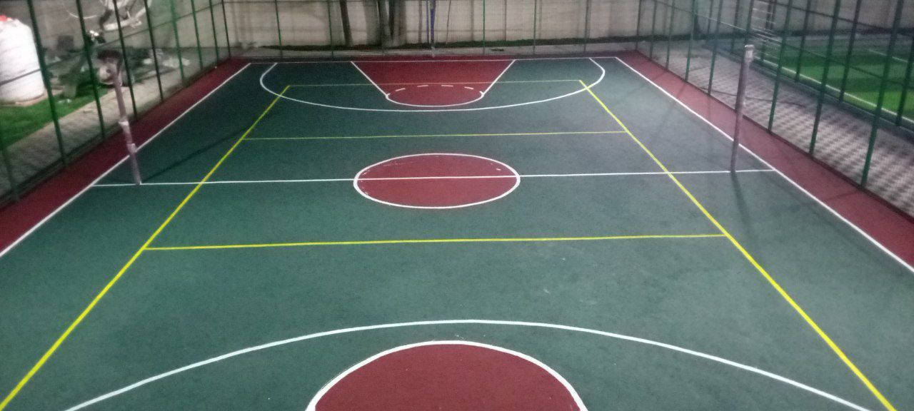 Futbolniy poliya bigavoy daroshka basketbol maydoni workout qurish