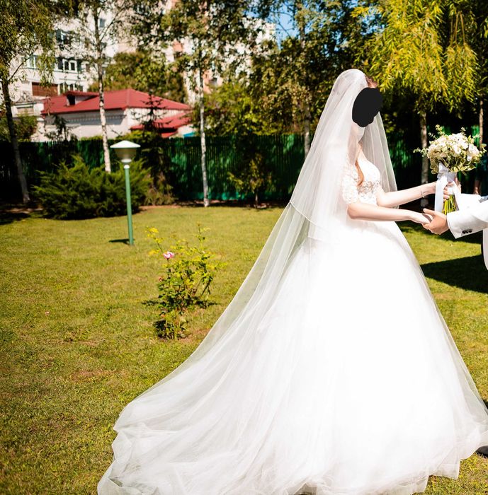Rochie superbă de mireasă tip prințesă 2 în 1