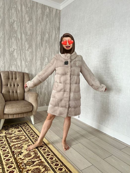 Продам норковую шубу