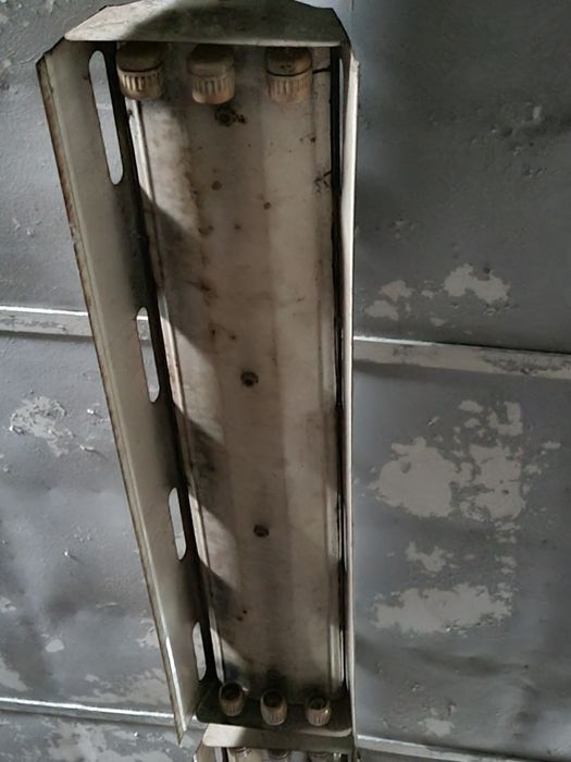 Луминисцентни осветителни тела различни видове и размери