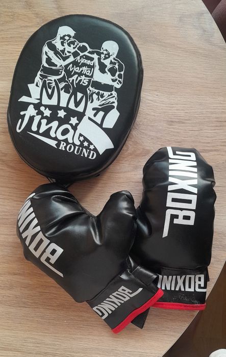 Перчатки боксерские детские