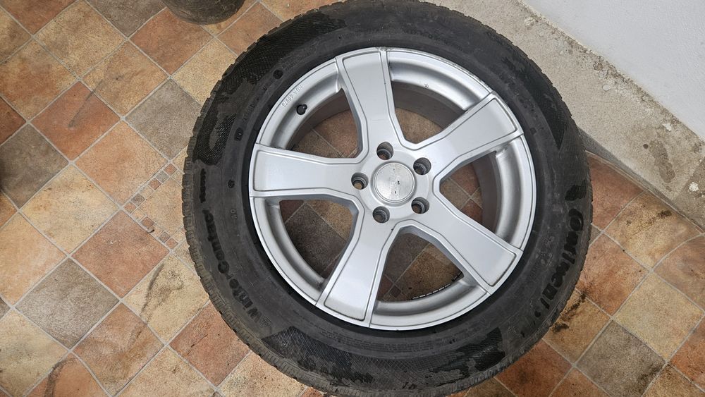 Джанти 17" 5х114 и гуми 215 65 17 - 4бр. зимни гуми Continental Winter