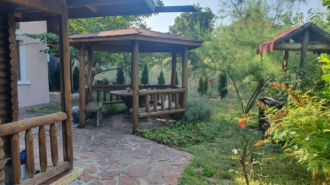 Продава се Къща в с. Априлово, Област София-област - 110 кв.м за 2273 €/кв.м - Снимка #3