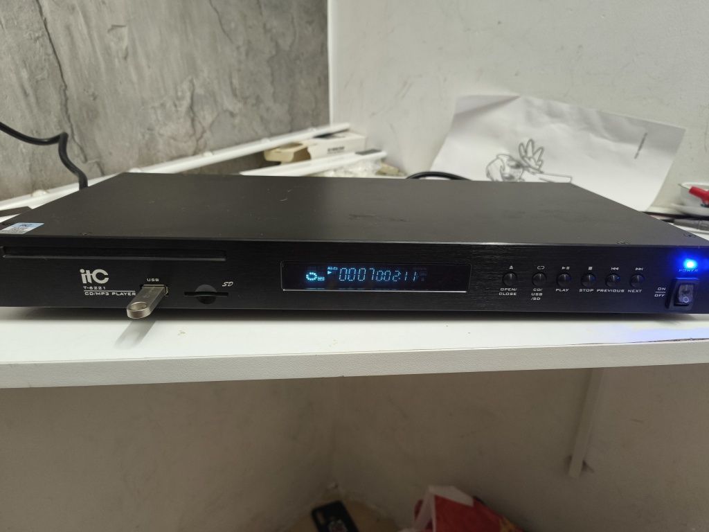 Продам проигрыватель Itc t-6221