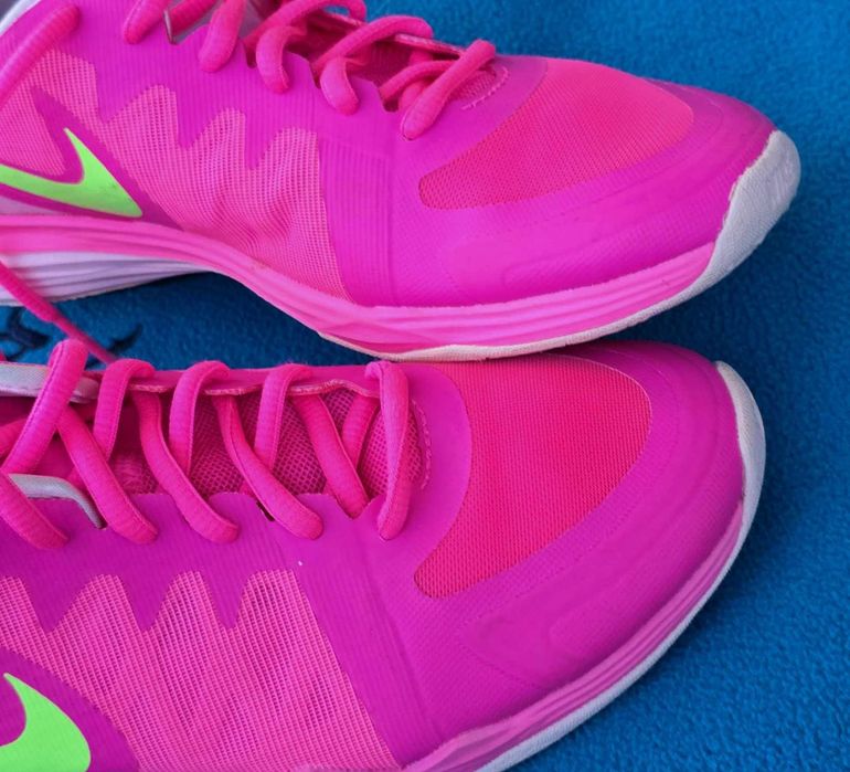 Nike оригинални дамски сникърси 37.5 номер