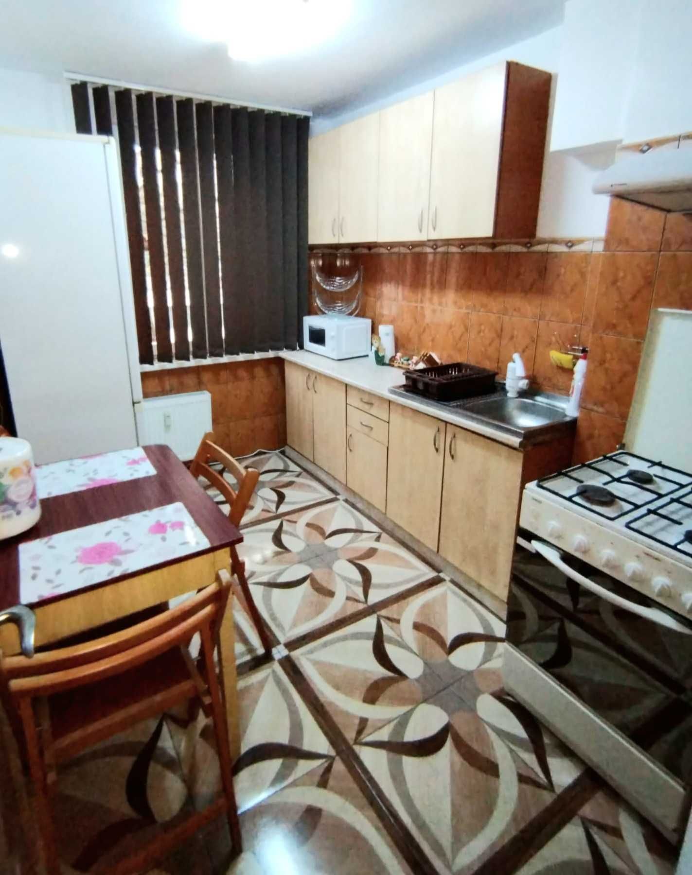 Închiriez ap  2 camere in regim hotelier zona Nord