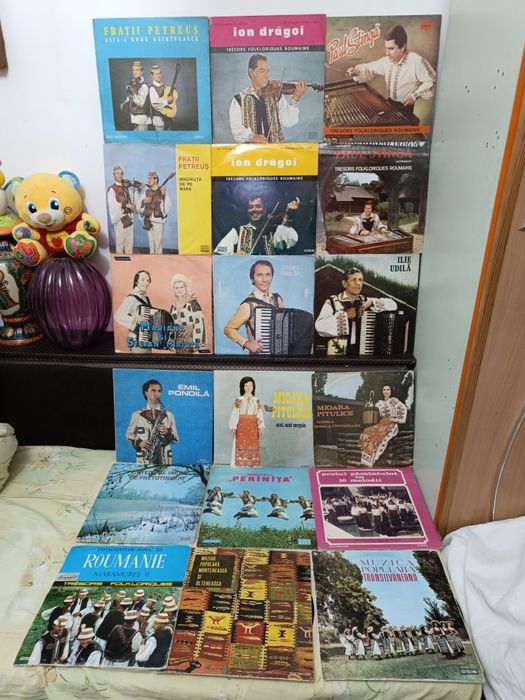 Discuri vinil muzică populară