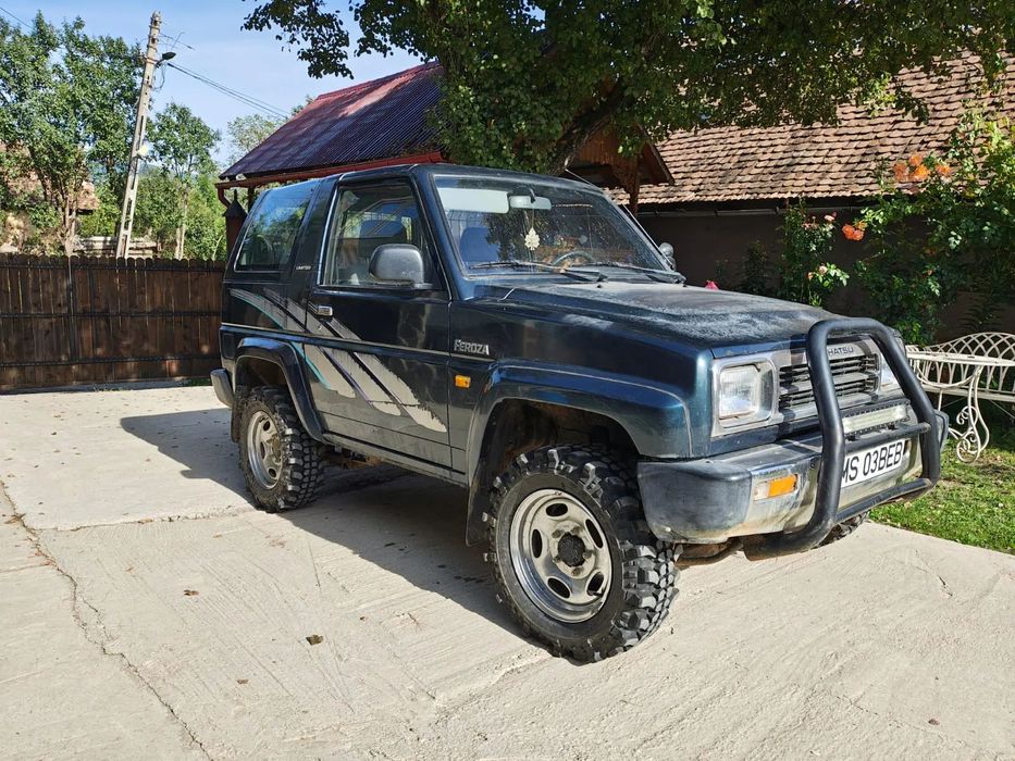 Daihatsu Feroza Daihatsu Feroza  / chiulasa refăcută / baterie nou
