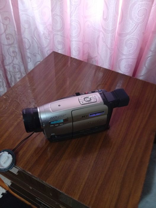 Газетная камера panasonic