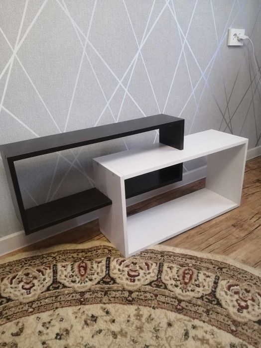 Полка, тумба, для книг, цветов