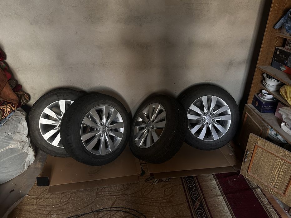 Диски с зимними шинами