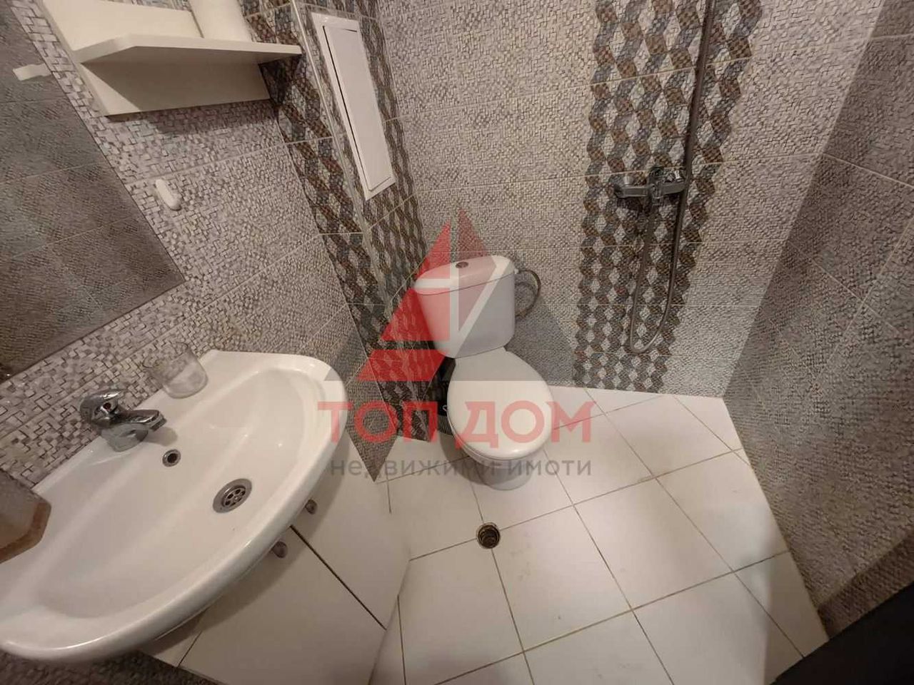 Дава се под наем Двустаен апартамент в Варна, Чаталджа - 60 кв.м за 433.5 € - Снимка #7
