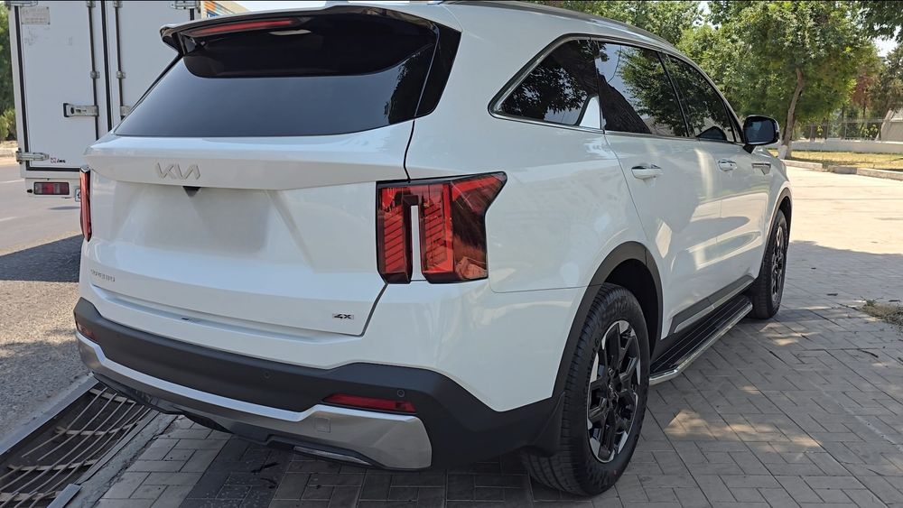 Kia Sorrento Comfort Plus 2024. 7 O'rindiq. O'zimni nomimda. Toza