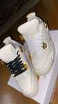 Vand jordan 4 noi