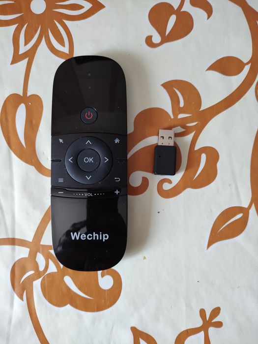Telecomanda wireless cu tastatura