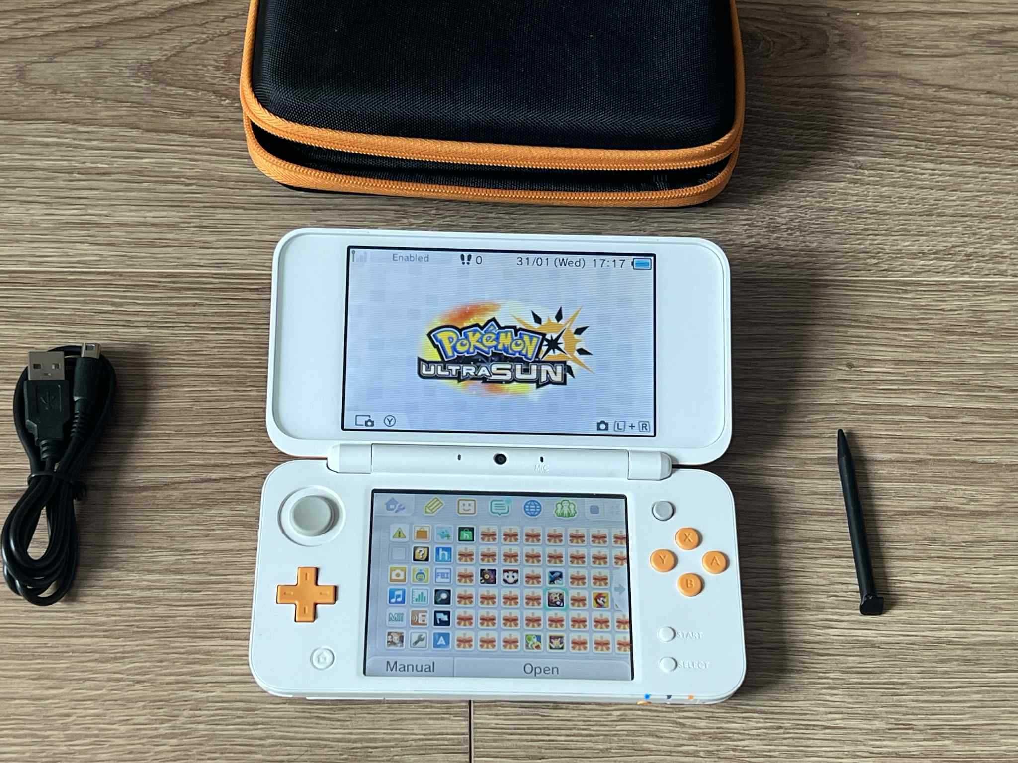 New Nintendo 2DS XL modat cu 90 jocuri si aplicatie jocuri gratis