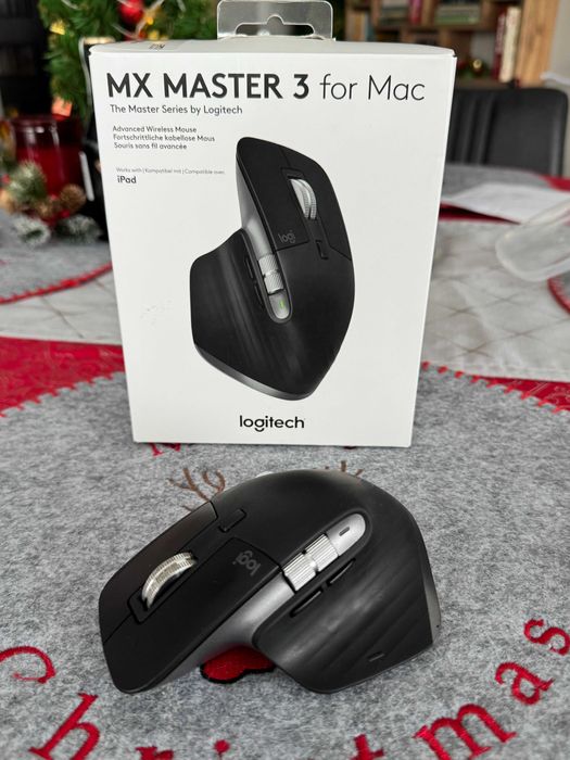Продавам мишка MX Master 3 for Mac