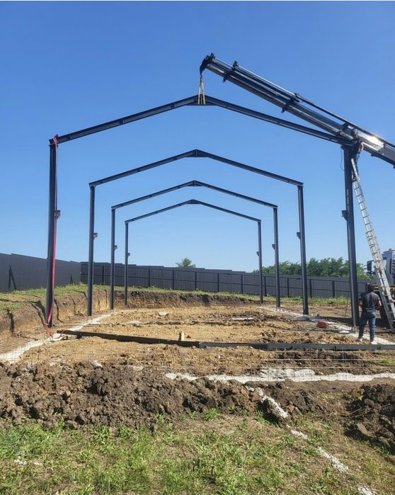 Vand si fac hale structuri metalice