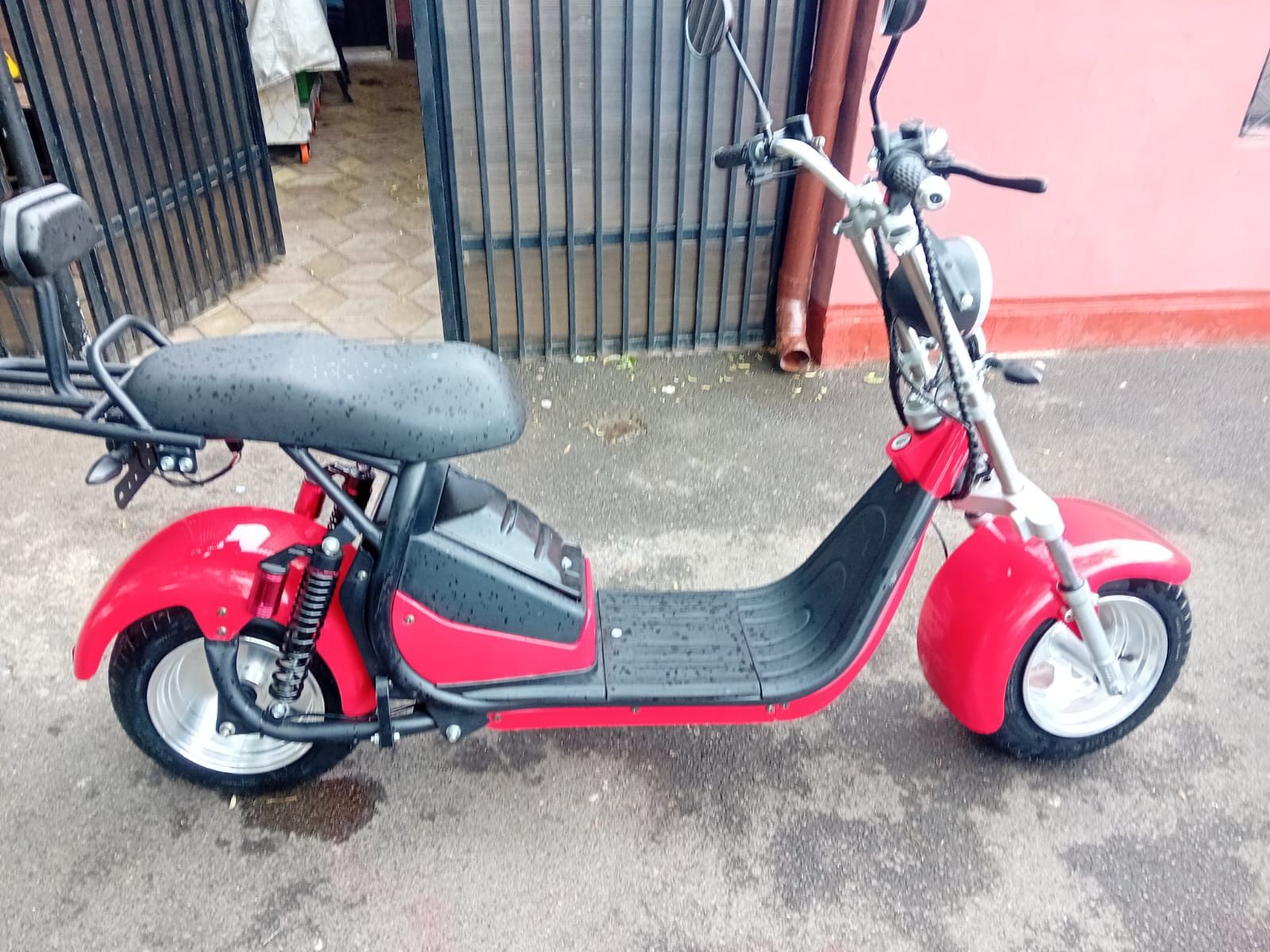 Scutere electrice Harley.