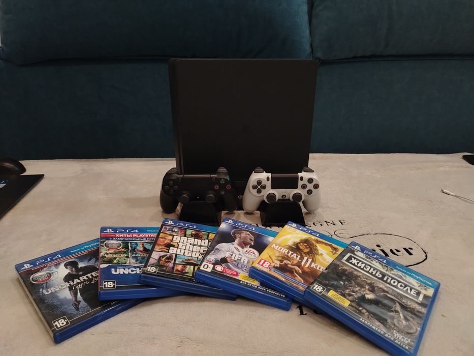 Продажа playstation 4 slim 1TB