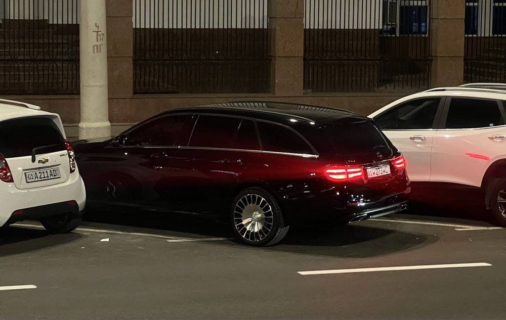 Mercedes w213 e200 в отличном состоянии