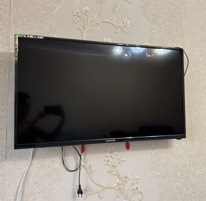 Отдам даром телевизор