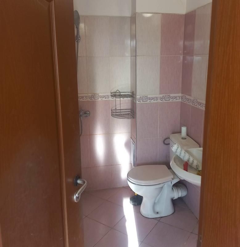 Дава се под наем Двустаен апартамент в Пловдив, Съдийски - 77 кв.м за 250 € - Снимка #3