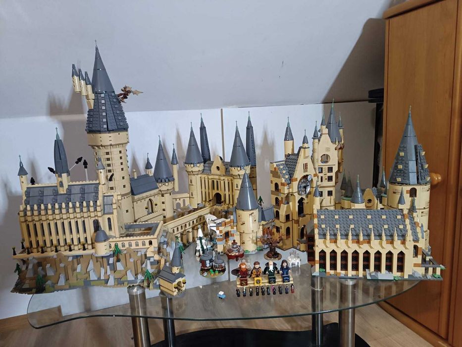 set lego harry potter si castelul hogwarts!