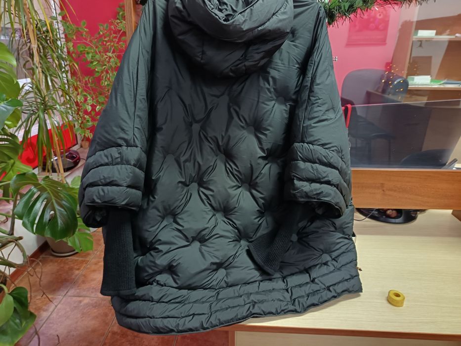 Дамско яке с плетени ръкави  ххл