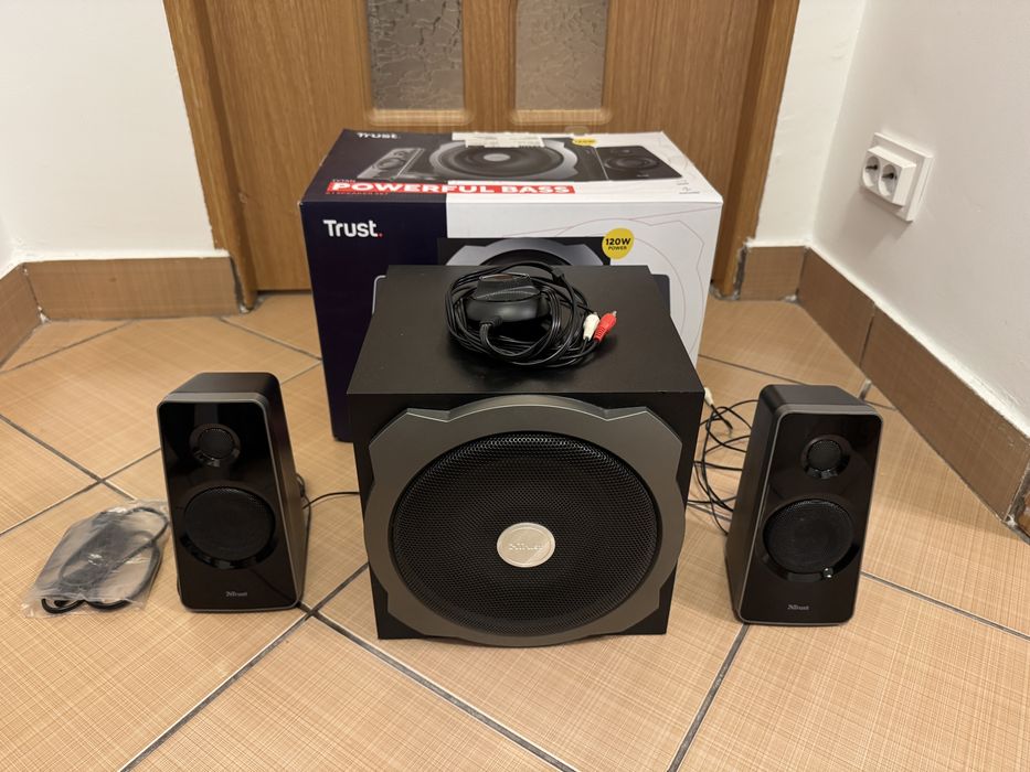 Set Boxe Trust Tytan 2.1, 120W - Noi, nefolosite!