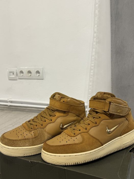 Nike Air Force 1 - maro + auriu