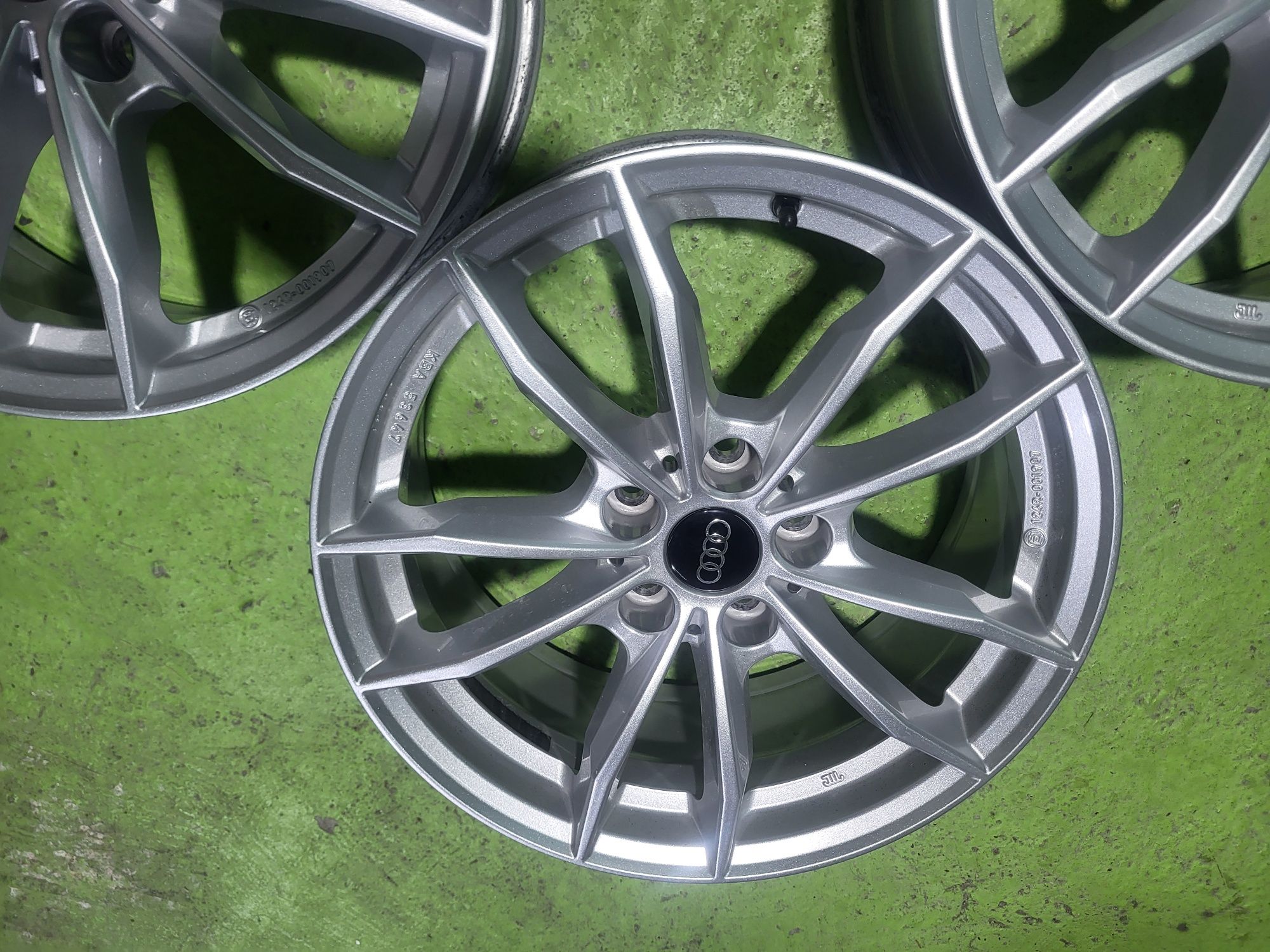 17 5x112 Audi A4 A6 Vw Passat Touran Caddy 5х112