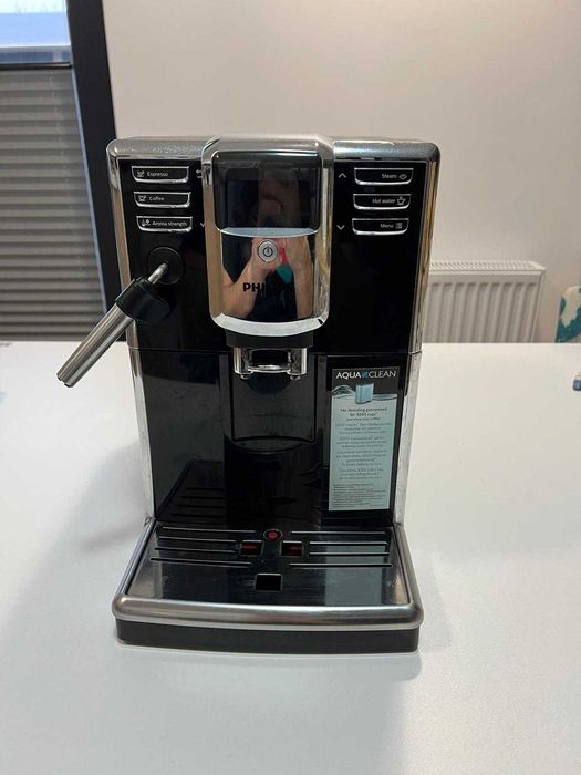 Espressor automat Philips EP5310/10