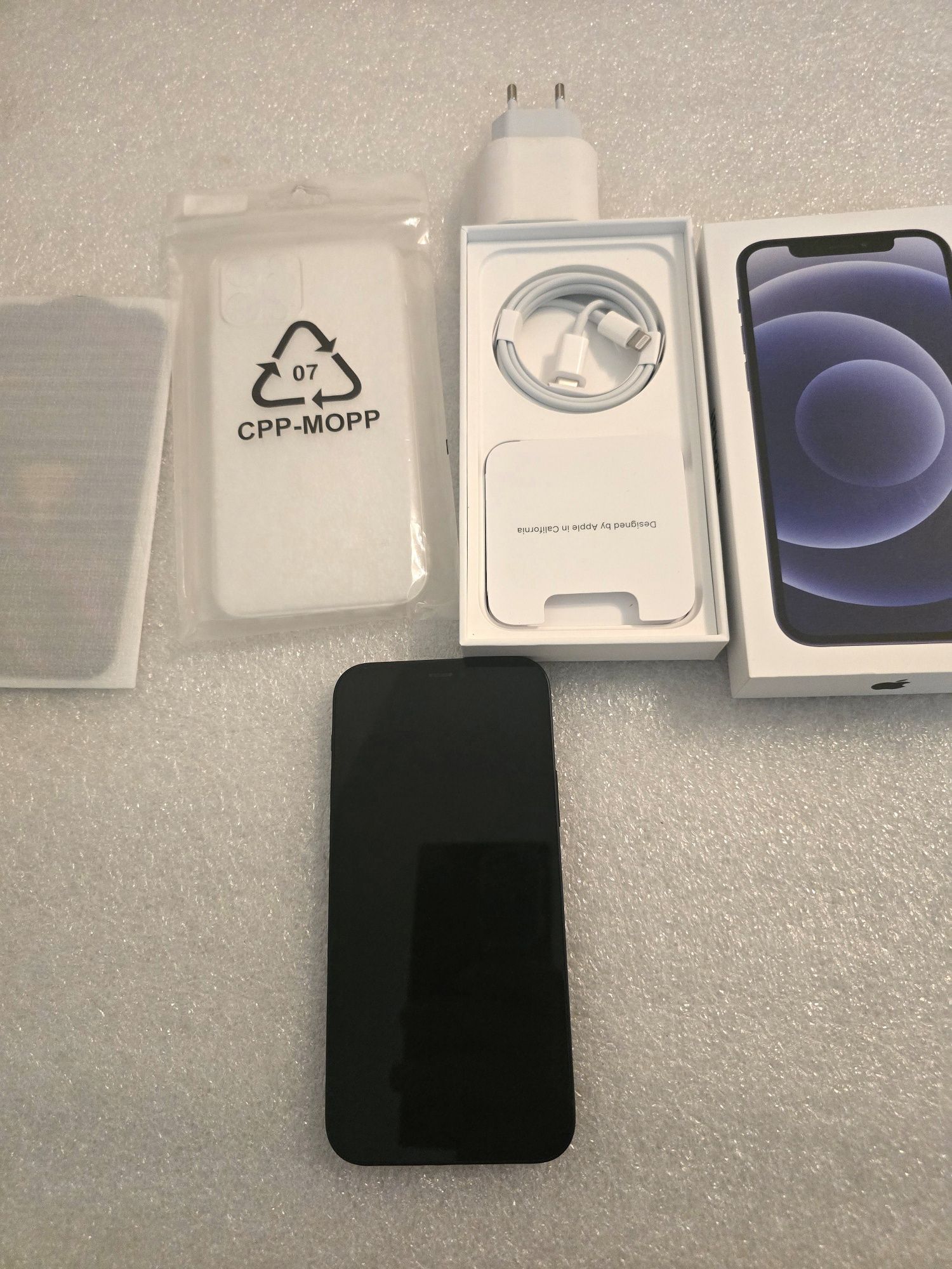 IPhone 12 64gb Black