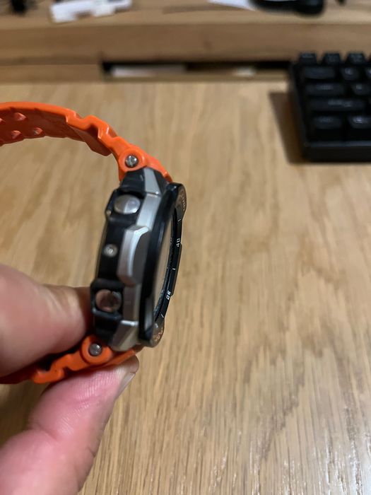 G-shock  GW 300M