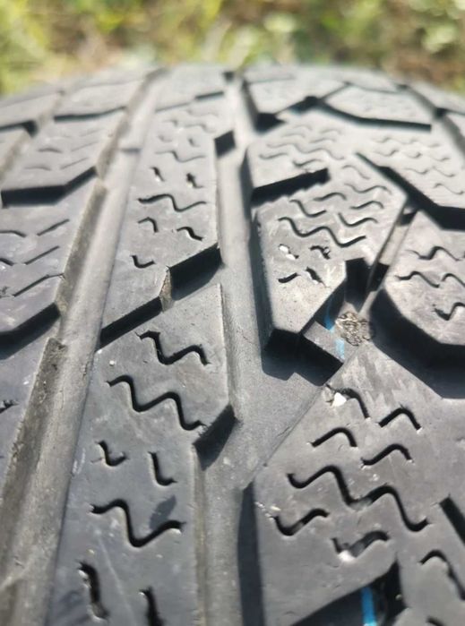 Jante Touareg cu anvelope de iarna - R17