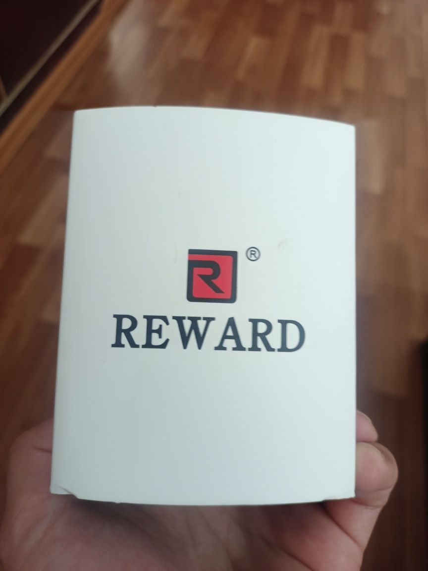 Часы Reward VIP, в отличном состоянии с документами